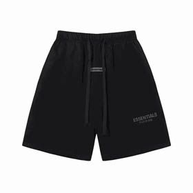 ESSENTIALS Shorts (33+ stili)  